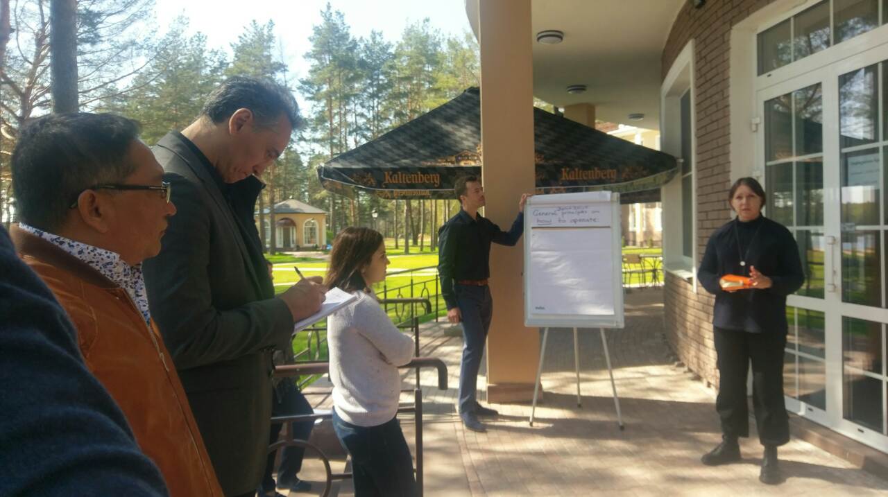 International learning session with visual materials